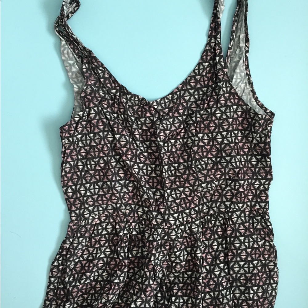 Low Back Geometric Romper - Picture 3 of 3